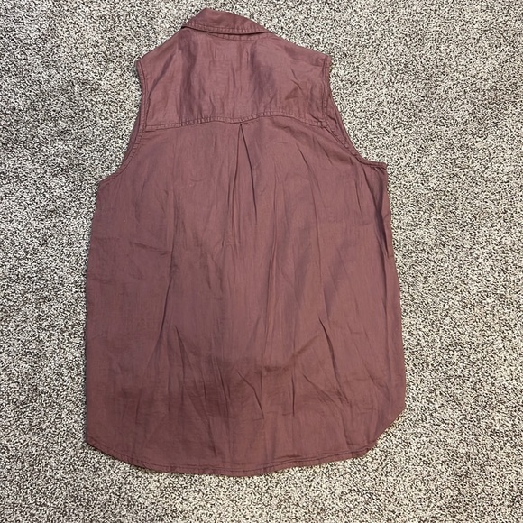 So collar tank top - Picture 3 of 3